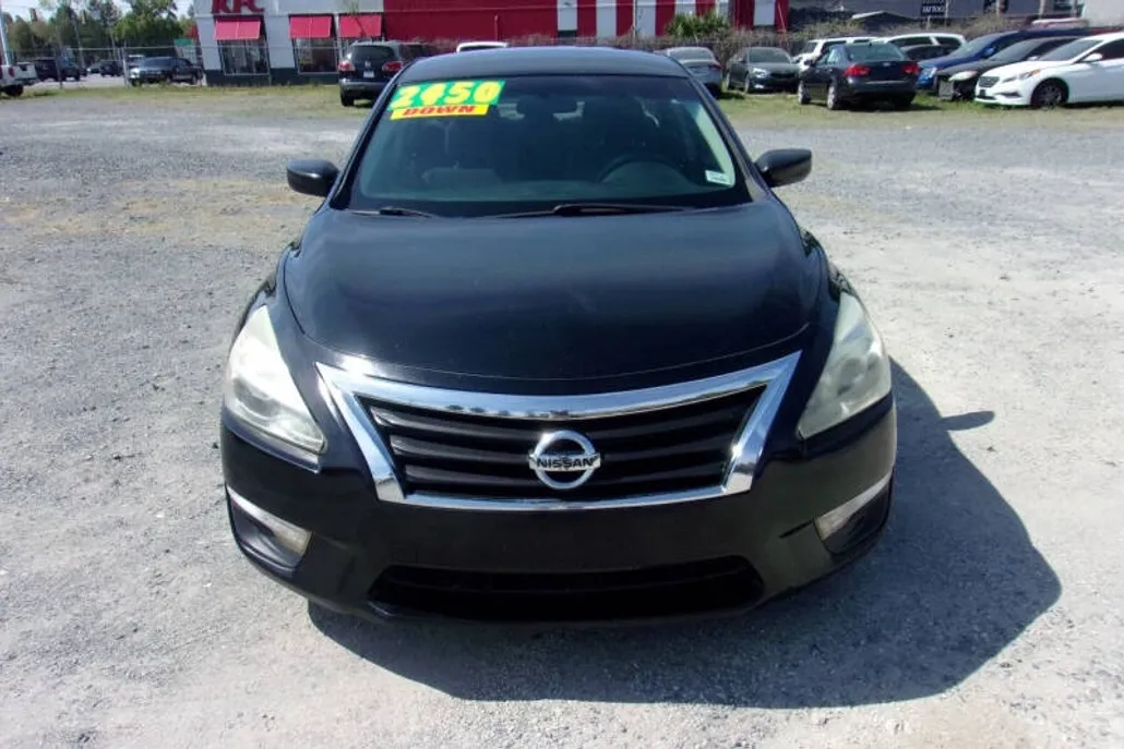 2014 Nissan Altima 2.5 S photo 1