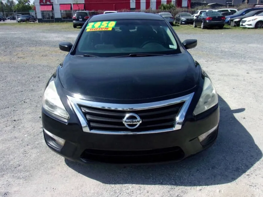 2014 Nissan Altima 2.5 S photo 1