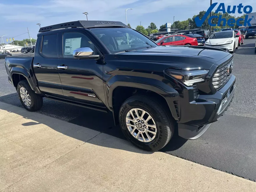 2025 Toyota Tacoma Limited photo 1