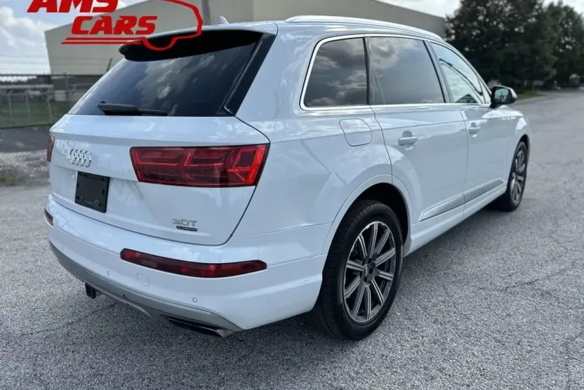 2018 Audi Q7 3.0T Prestige photo 1