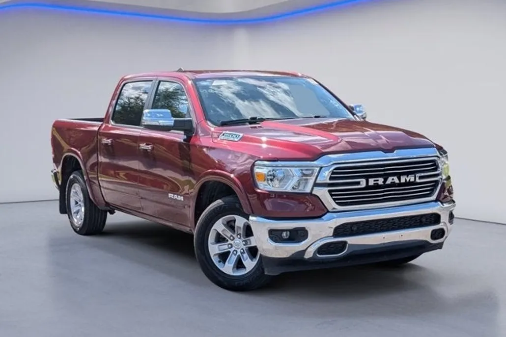 2022 Ram 1500 Laramie photo 1
