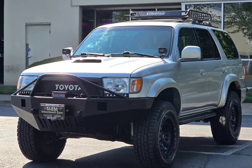 2000 Toyota 4Runner SR5 V6 photo 1