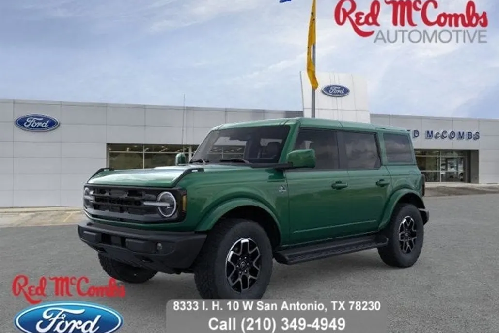 2025 Ford Bronco Outer Banks photo 1
