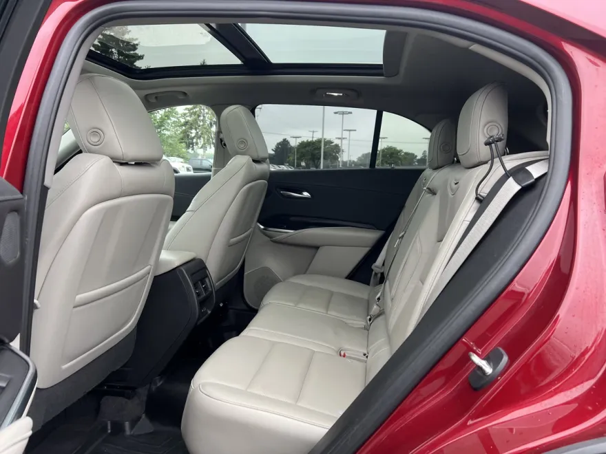 2020 Cadillac XT4 Premium Luxury photo 1