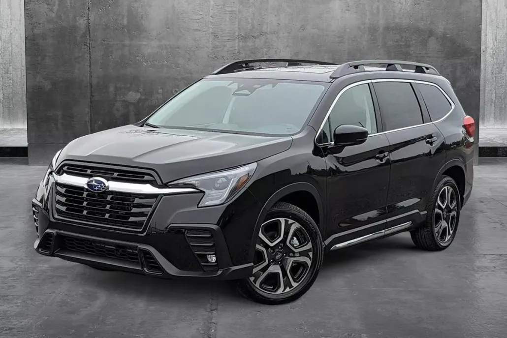 2025 Subaru Ascent Limited photo 1