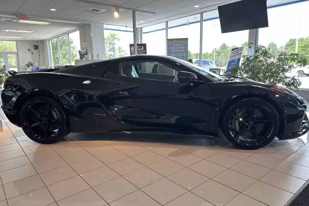 2025 Chevrolet Corvette E-Ray 3LZ photo 1