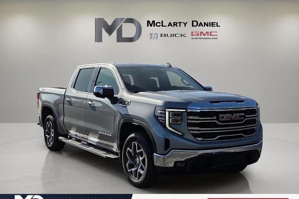 2026 Gmc Sierra 1500 SLT photo 1
