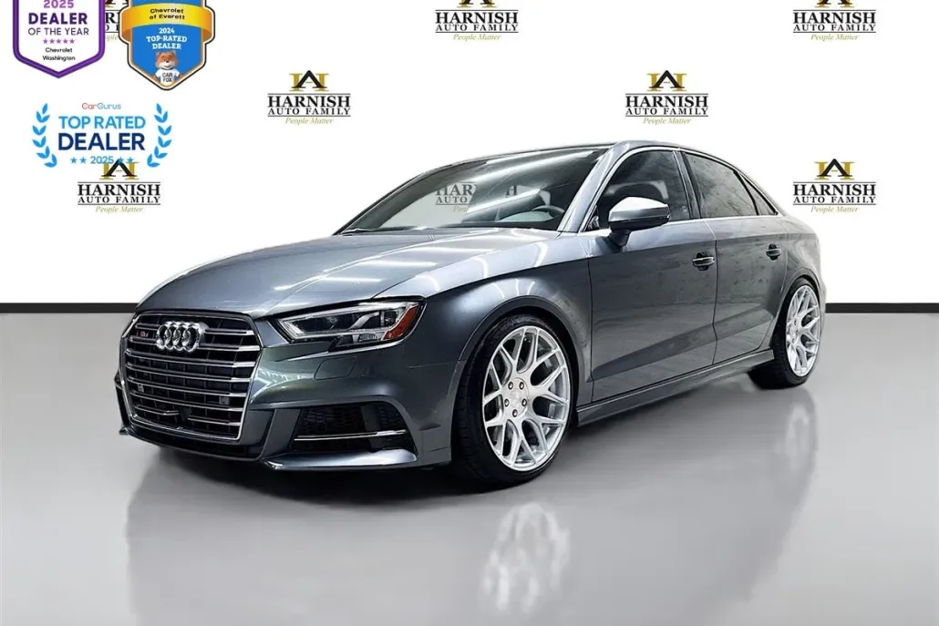 2017 Audi S3 Premium Plus photo 1