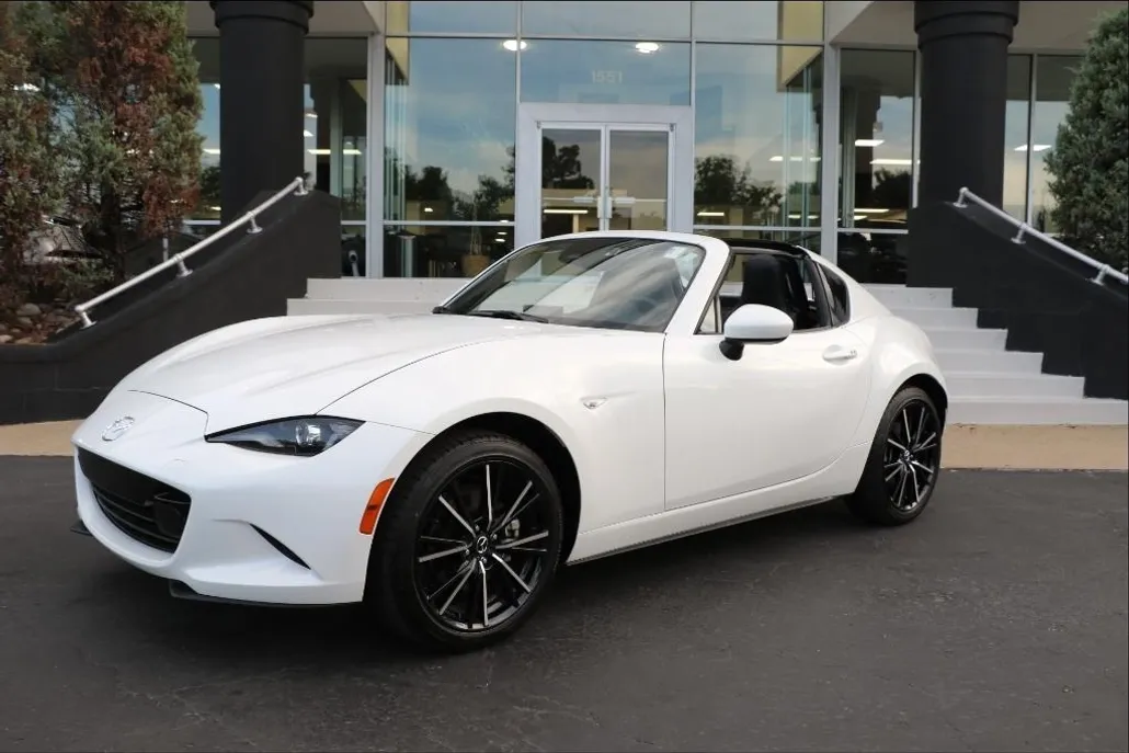 2024 Mazda MX-5 Miata Miata RF Grand Touring photo 1