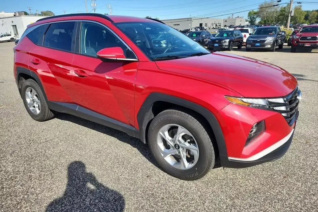2022 Hyundai Tucson SEL photo 1