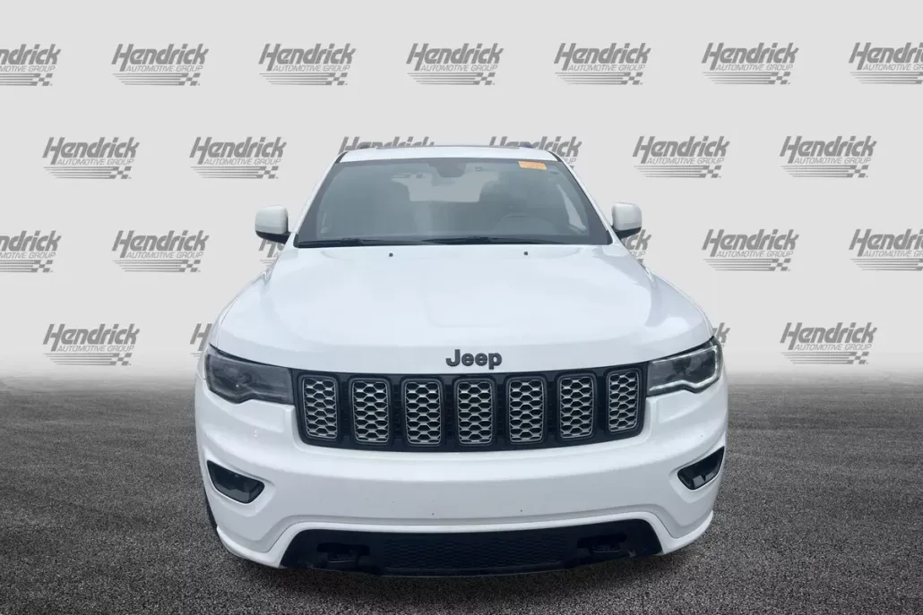 2020 Jeep Grand Cherokee Altitude photo 1