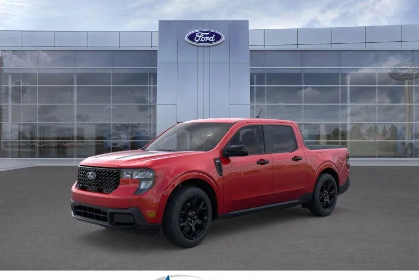 2025 Ford Maverick XLT photo 1