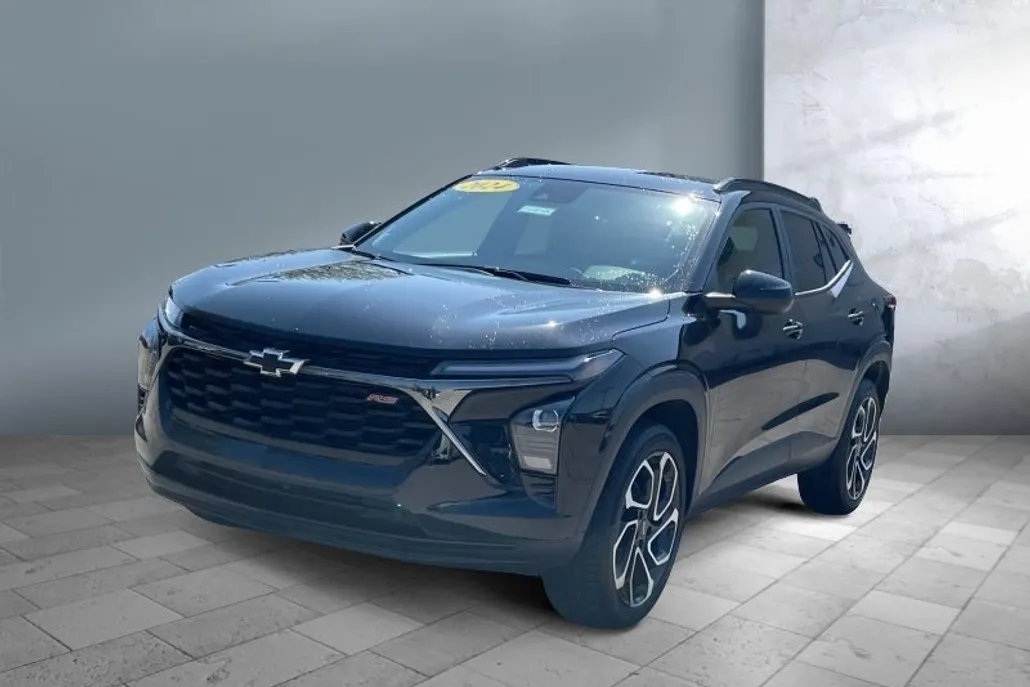 2024 Chevrolet Trax photo 1