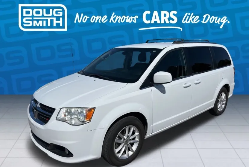 2019 Dodge Grand Caravan SXT photo 1