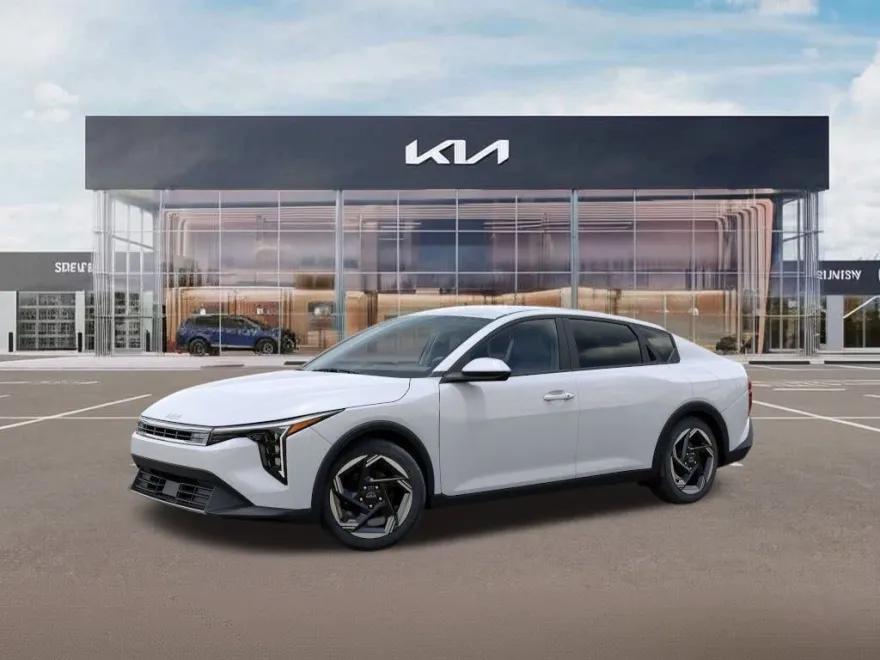 2025 Kia K4 EX photo 1