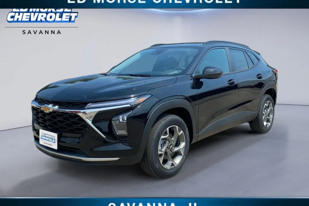 2025 Chevrolet Trax LT photo 1