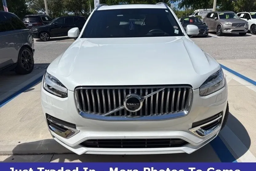 2020 Volvo XC90 T6 Inscription photo 1