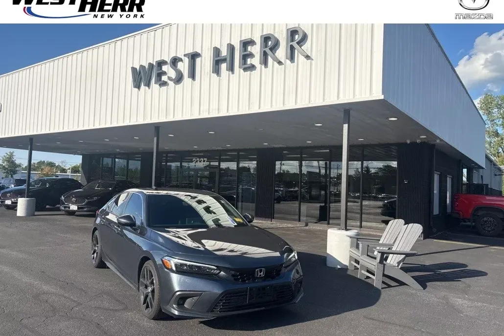 2024 Honda Civic Sport Touring Hatchback photo 1