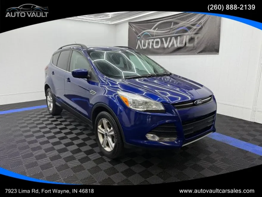 2016 Ford Escape SE Sport photo 1