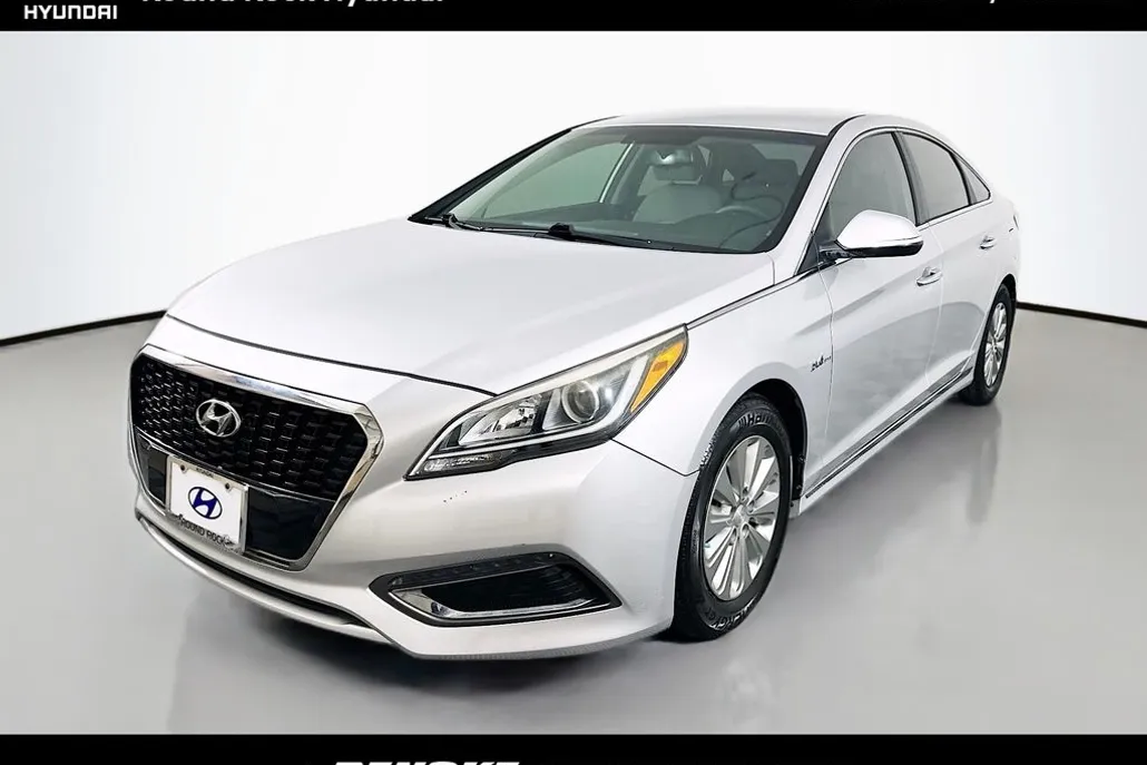 2016 Hyundai Sonata Hybrid SE photo 1