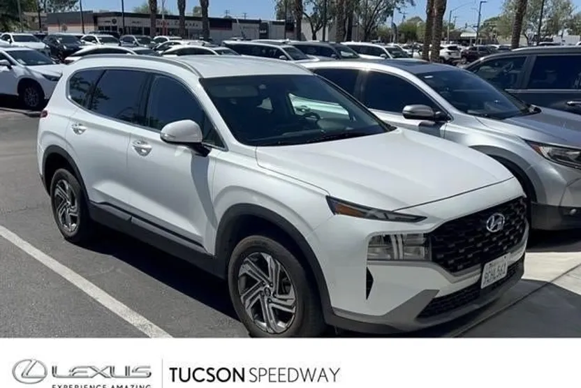 2023 Hyundai Santa Fe SEL photo 1