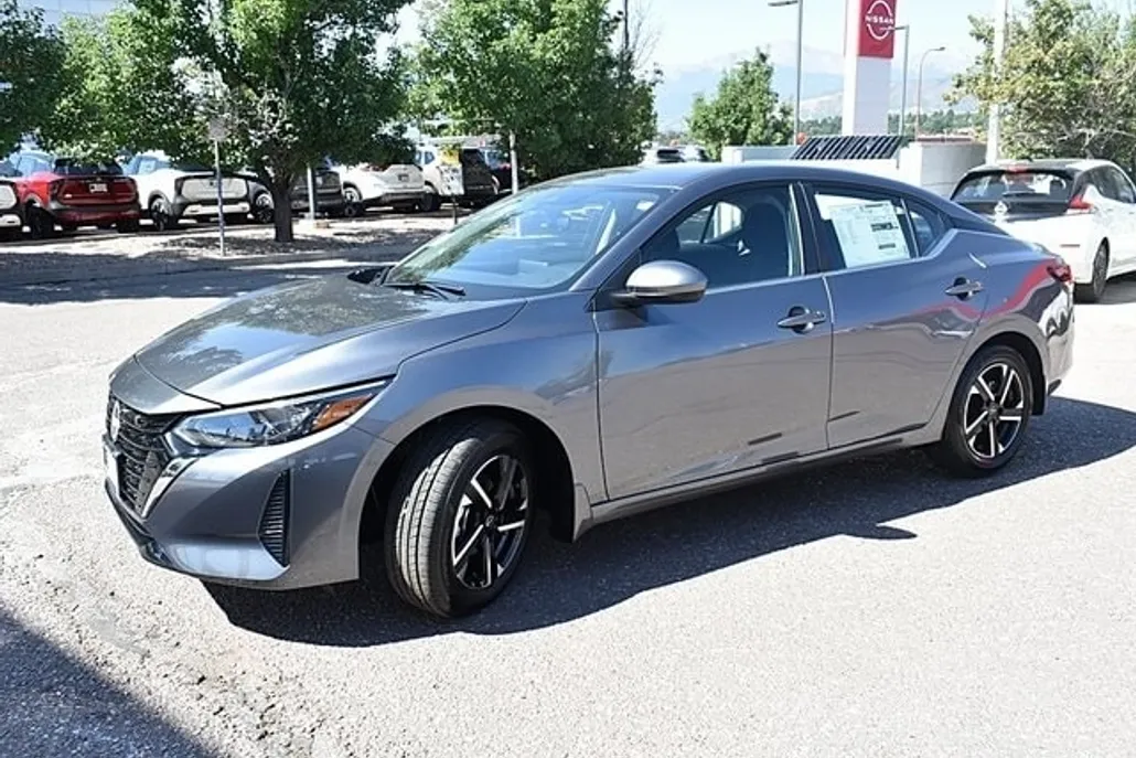 2025 Nissan Sentra SV photo 1