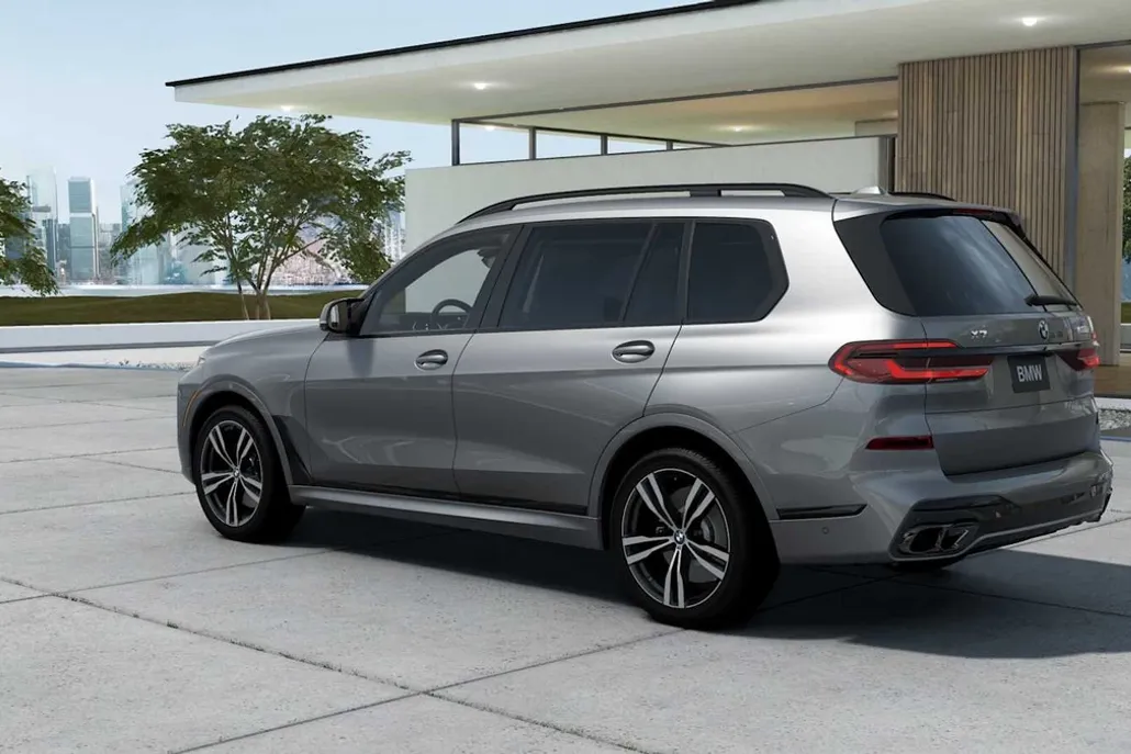 2025 Bmw X7 M60i photo 1