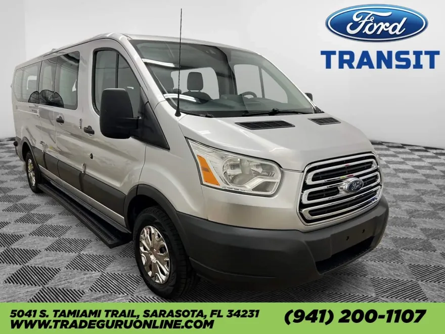 2016 Ford Transit XLT photo 1