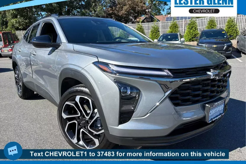 2025 Chevrolet Trax photo 1