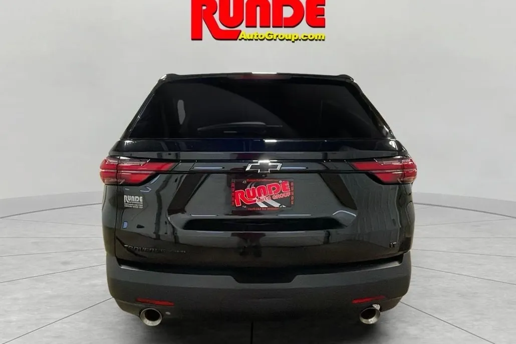 2023 Chevrolet Traverse Cloth photo 1