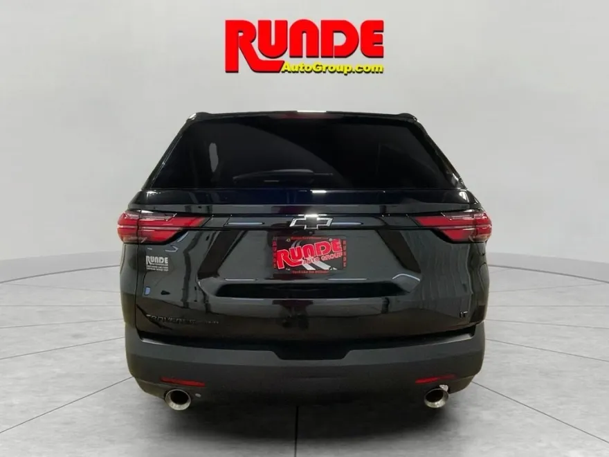 2023 Chevrolet Traverse Cloth photo 1