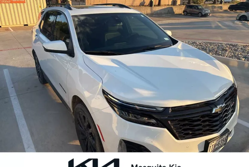 2024 Chevrolet Equinox RS photo 1