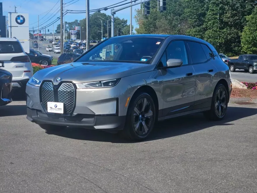 2025 Bmw iX photo 1
