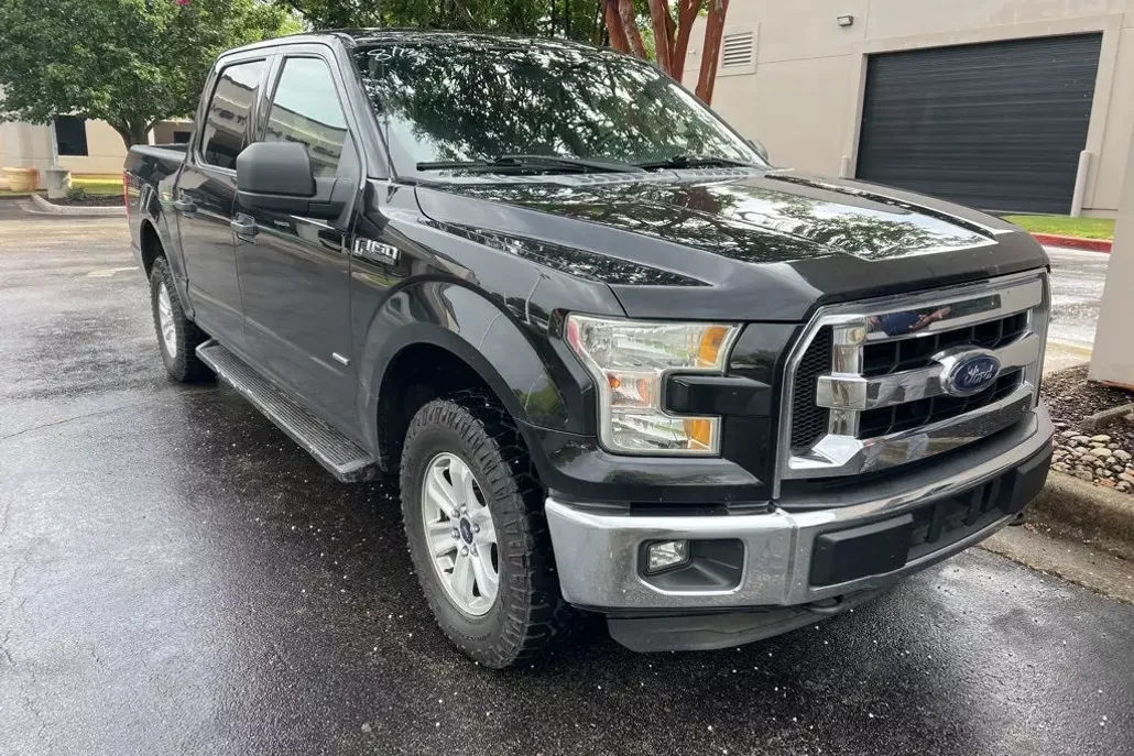 2015 Ford F-150 XLT photo 1