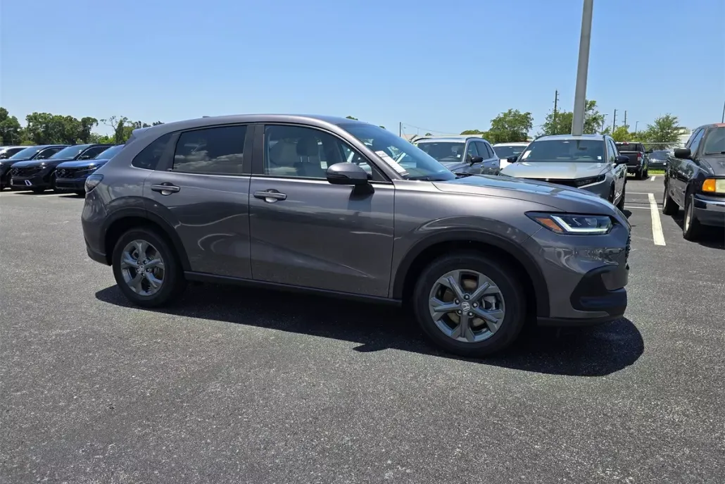 2026 Honda HR-V LX photo 1
