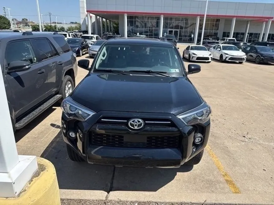 2024 Toyota 4Runner SR5 photo 1