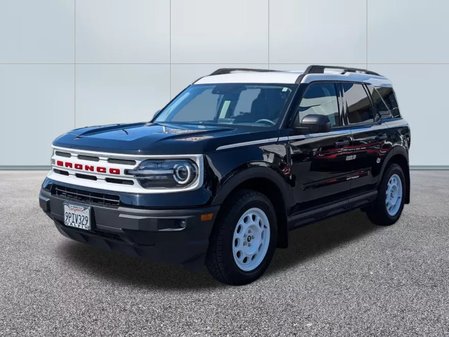 2024 Ford Bronco Sport Outer Banks photo 1