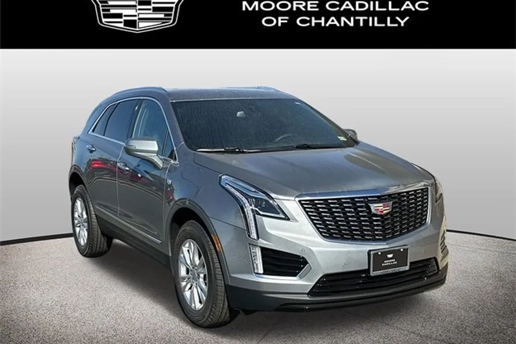 2025 Cadillac XT5 Luxury photo 1