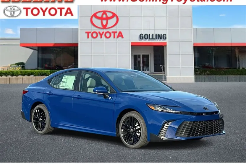 2026 Toyota Camry SE photo 1