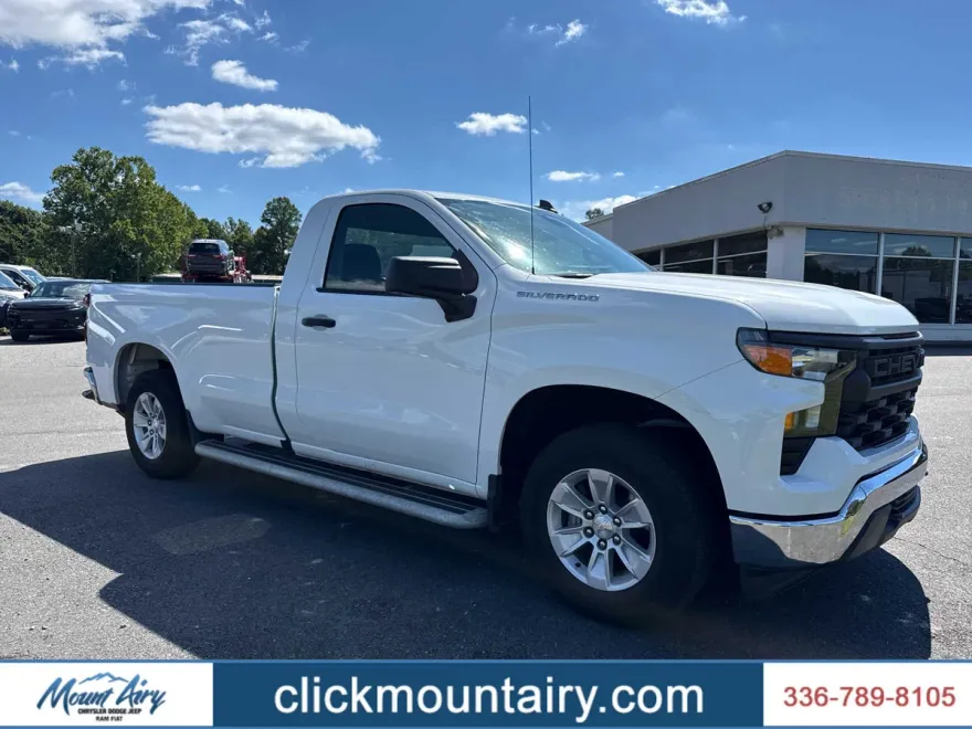 2024 Chevrolet Silverado 1500 photo 1