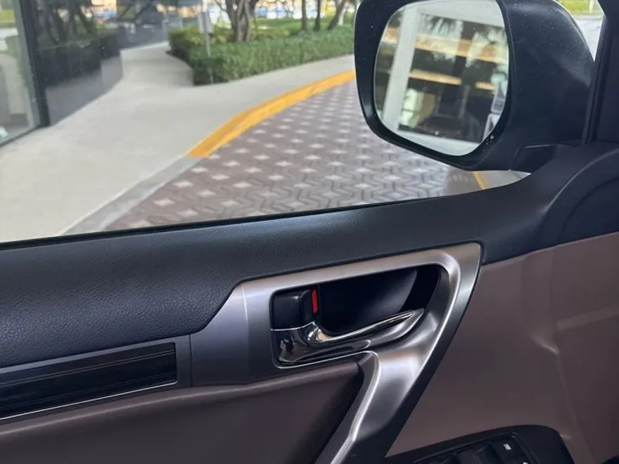 2022 Lexus GX 460 Premium photo 1
