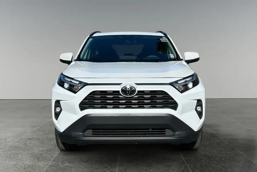 2024 Toyota RAV4 XLE Premium photo 1