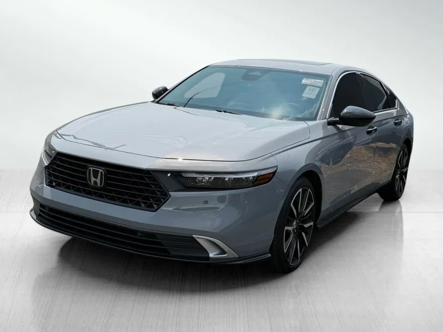 2024 Honda Accord Hybrid Touring photo 1