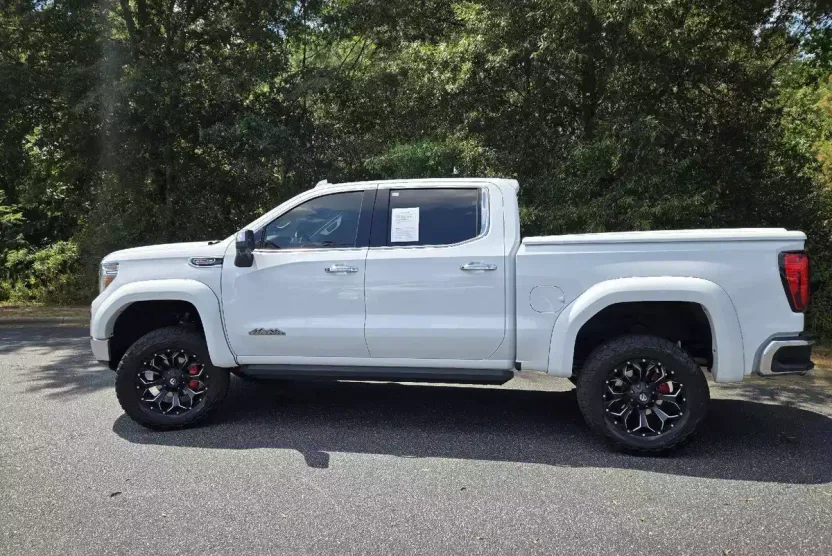 2019 Gmc Sierra 1500 SLT photo 1