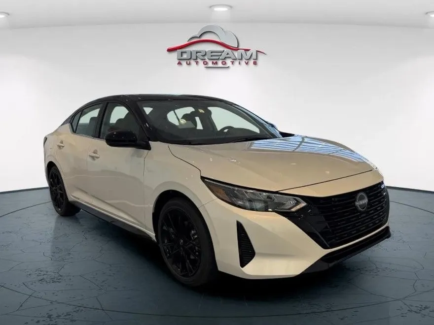 2025 Nissan Sentra SR photo 1