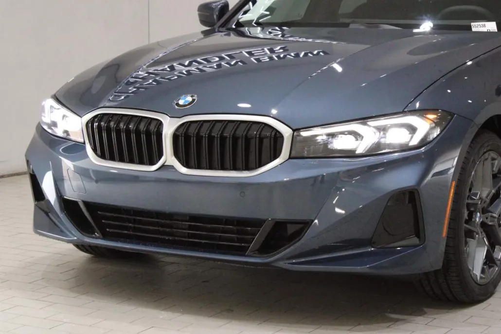 2025 Bmw 330i photo 1