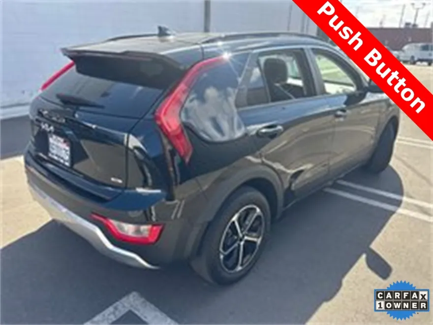 2023 Kia Niro EX photo 1