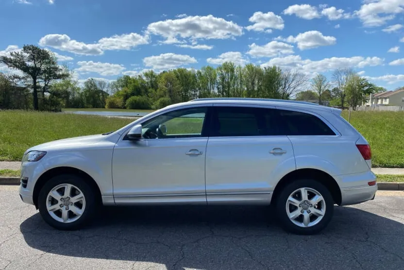 2015 Audi Q7 Premium photo 1