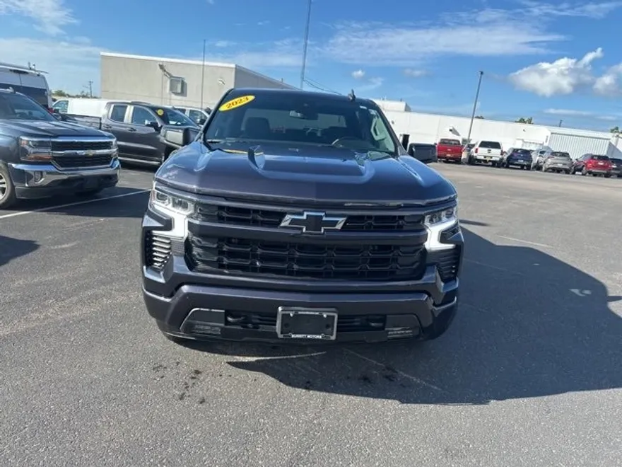 2023 Chevrolet Silverado 1500 RST photo 1