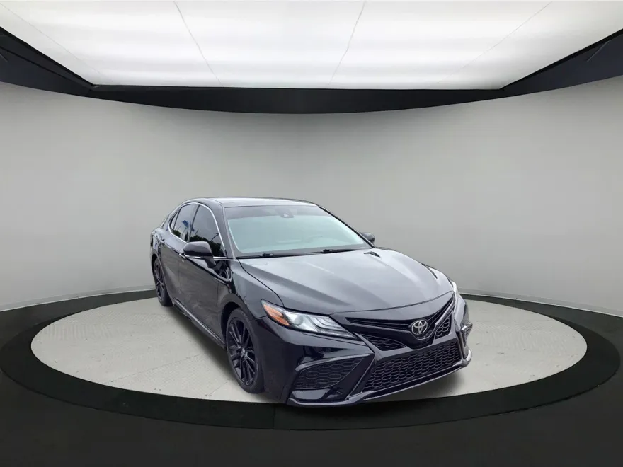 2021 Toyota Camry XSE photo 1